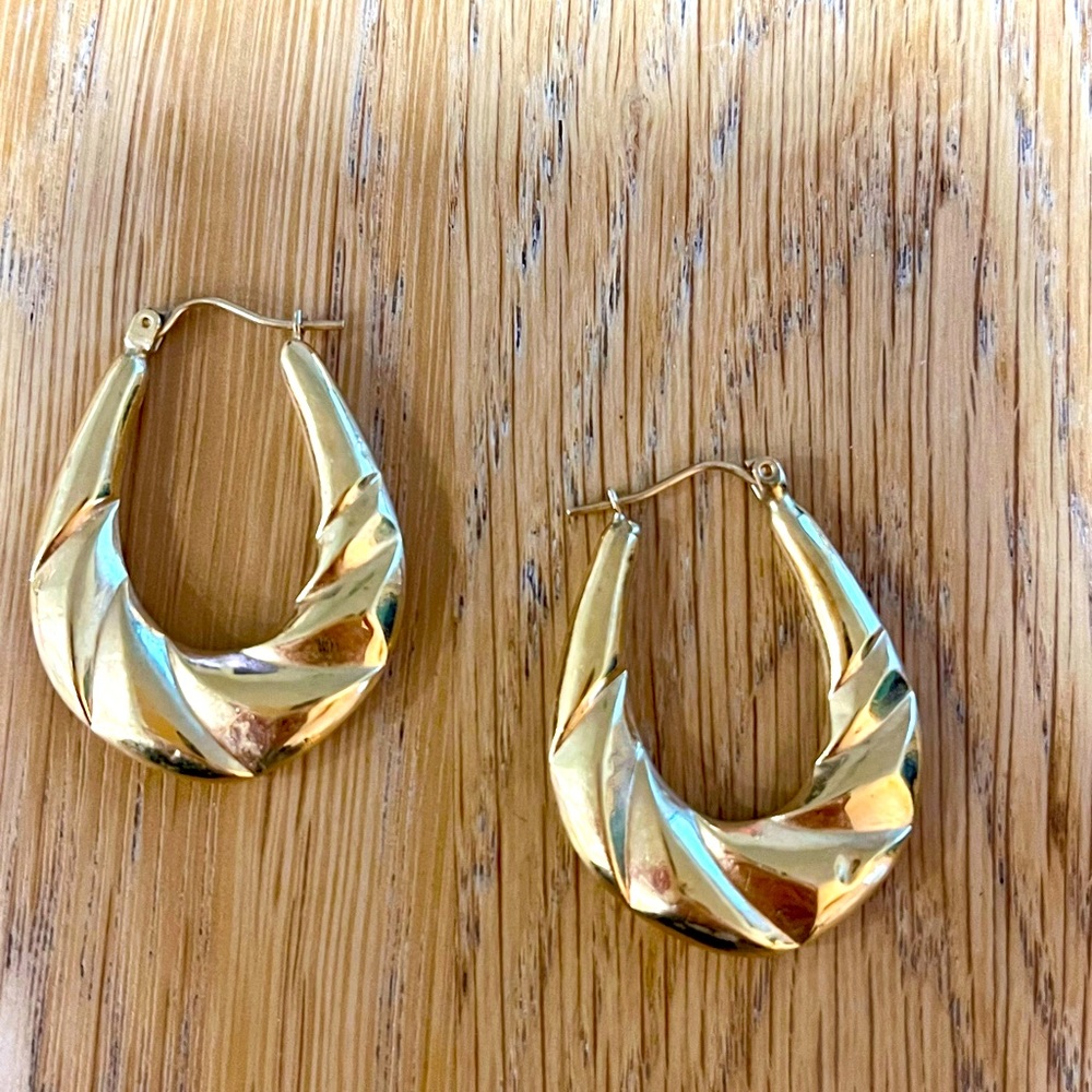 14k gold hoop earrings